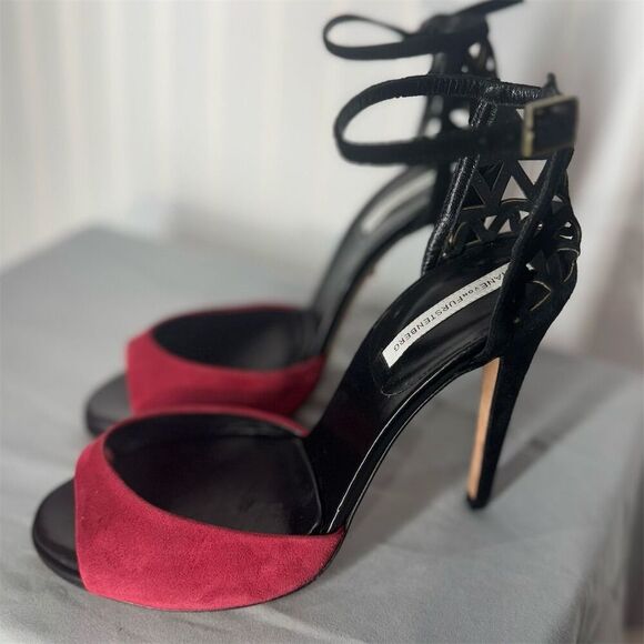 Diane von Furstenberg DVF Black Red Suede Cutout Heels Sandals Size 7B Italy - Picture 1 of 7